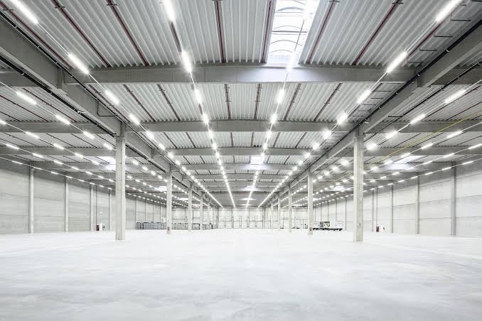 Iluminación industrial y comercial